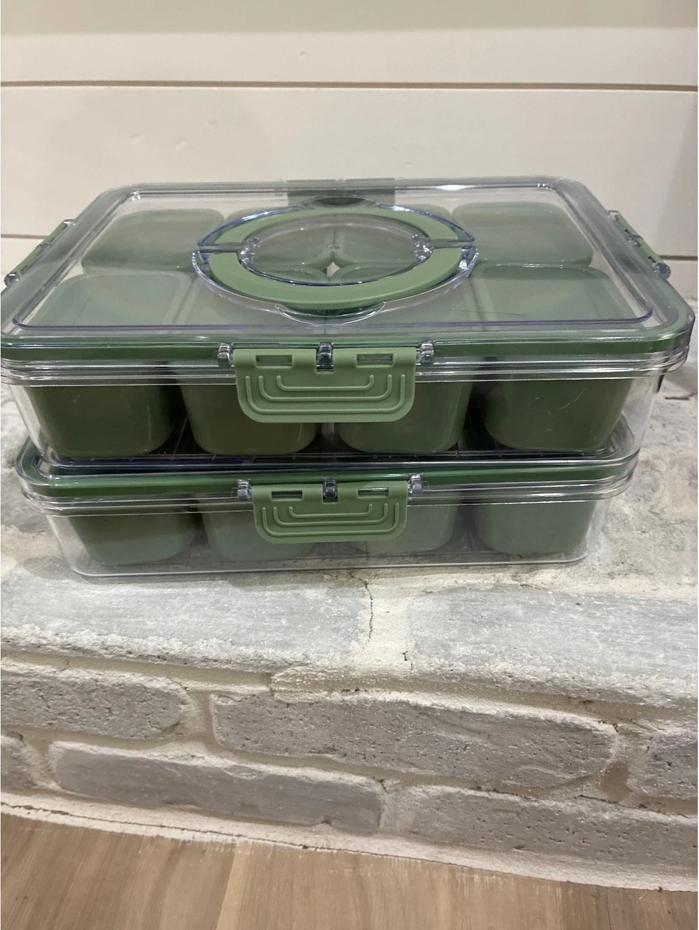 Plastic Storage Organizer Box with 8 Removable Compartments - Green